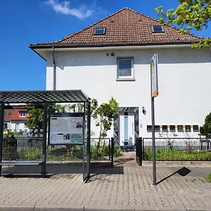 a-comfortable-and-modern-newly-renovated-apartment.frankfurtammainhotels.com/